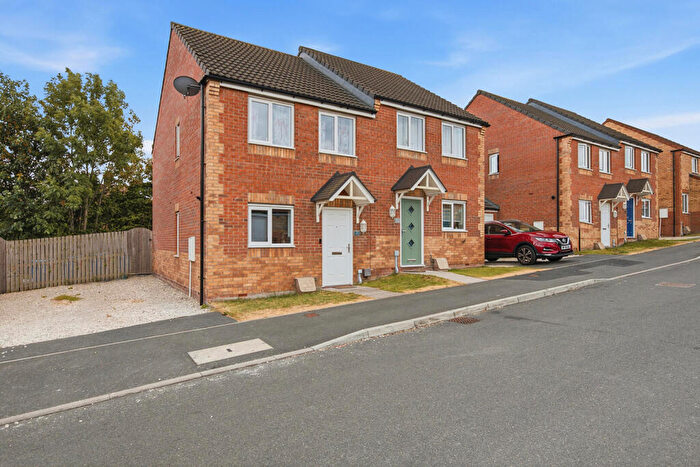3 Bedroom Semi Detached House For Sale In Calders Crescent, Parson Green, Sheffield, S5