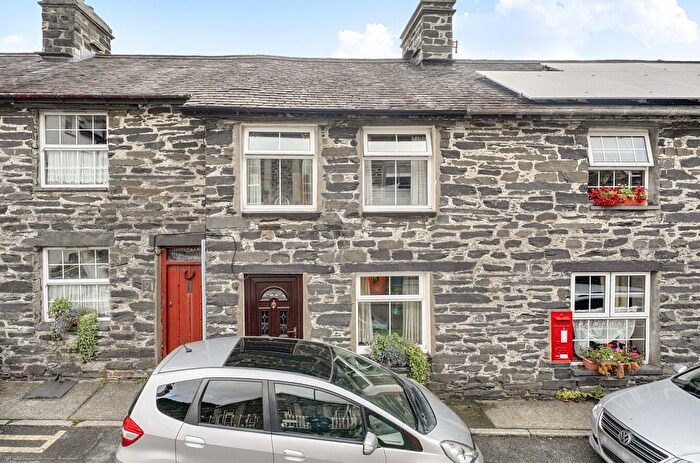 3 Bedroom Terraced House For Sale In Bridge Street, Corris, Machynlleth, Gwynedd, SY20