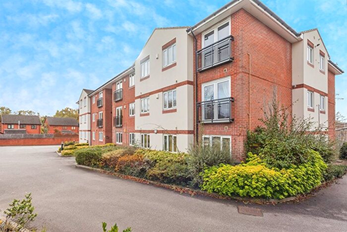 2 Bedroom Flat For Sale In The Kilns, Wakefield, WF1