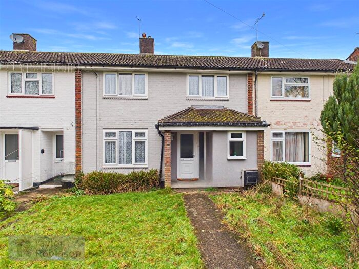 3 Bedroom Terraced House For Sale In Long Close, Pound Hill, Crawley, RH10