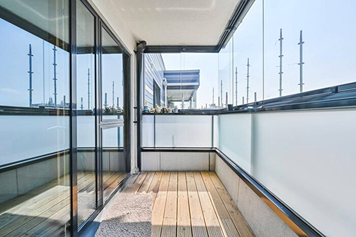 1 Bedroom Flat To Rent In Albert Road, Queen's Park, London, NW6