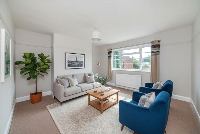 1 Bedroom Flat To Rent In Perigan Court, Churchview Road, TW2
