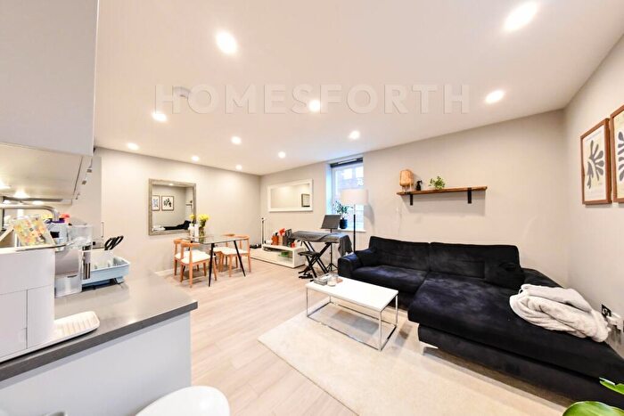 2 Bedroom Apartment For Sale In Cornwall Works, Cornwall Avenue, Barnet, N3