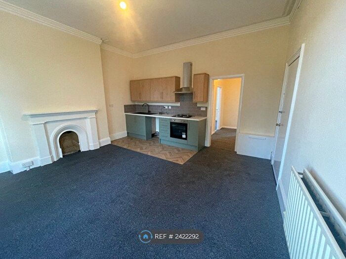 2 Bedroom Flat To Rent In Pierremont Crescent, Darlington, DL3