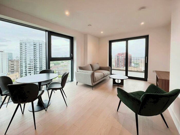 2 Bedroom Apartment To Rent In Hawksbury Heights, London, SE17