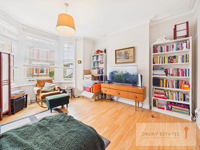 2 Bedroom Flat To Rent In Elmhurst Street, Elmhurst Mansions, SW4