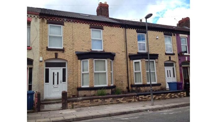 8 Bedroom House To Rent In Kenmare Road, Liverpool, L15