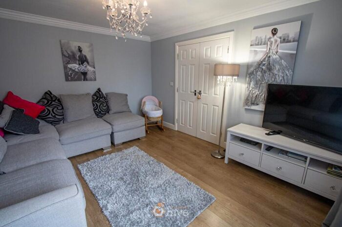 4 Bedroom Detached House For Sale In Harewood Close, Balby, Doncaster, DN4