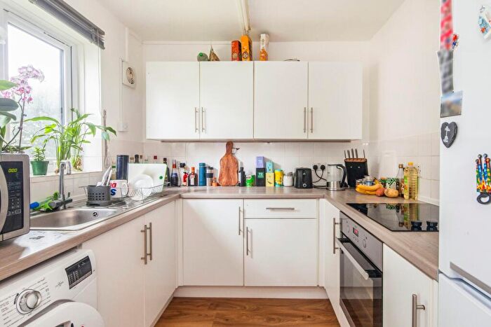 1 Bedroom Flat To Rent In Jasmine Grove London, SE20