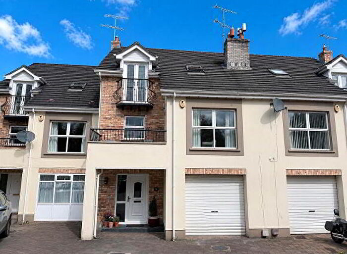 4 Bedroom TownHouse For Sale In Brookview Glen, L'Derry, BT47