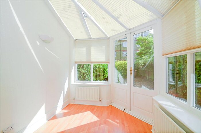 4 Bedroom Property To Rent In Cambridge Road, Twickenham, TW1