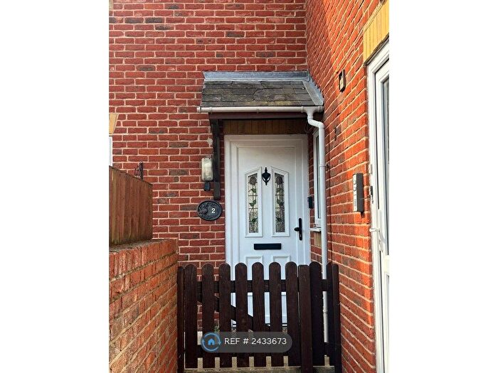1 Bedroom Flat To Rent In Rowley Court, Orsett, Grays, RM16