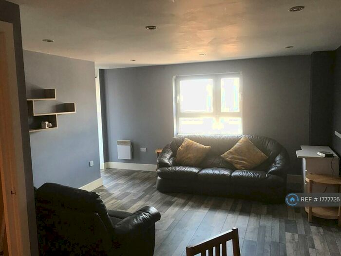 1 Bedroom Flat To Rent In Altamar, Swansea, SA1