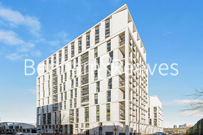 1 Bedroom Flat To Rent In St. Josephs Street, London, SW8