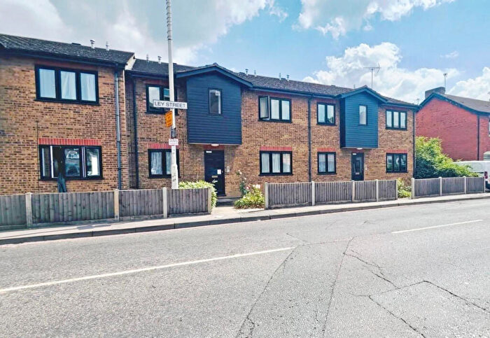 1 Bedroom Flat For Sale In Ley Street, Ilford, IG1