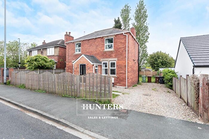 3 Bedroom Detached House For Sale In Pinfold Lane, Methley, Leeds, LS26