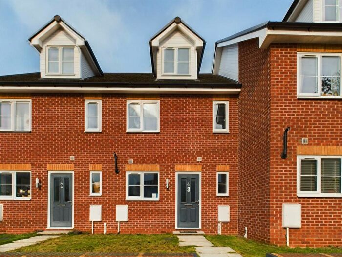 4 Bedroom Town House To Rent In Newstead Court, Hereford, HR4