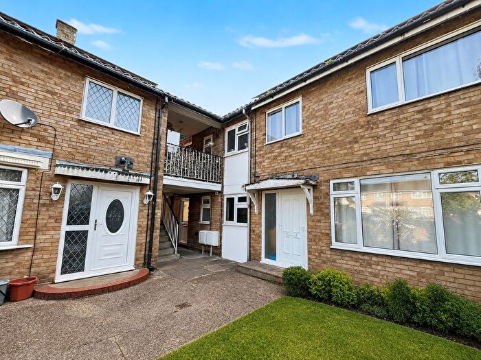 1 Bedroom Flat To Rent In Marescroft Road, Slough, SL2