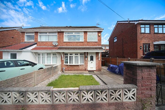 3 Bedroom Semi-Detached House To Rent In Tinwald Place, Wigan, WN1