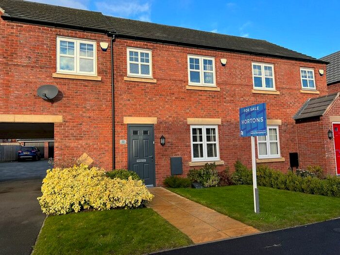 3 Bedroom Semi-Detached House To Rent In Carnation Road, Loughborough, LE11