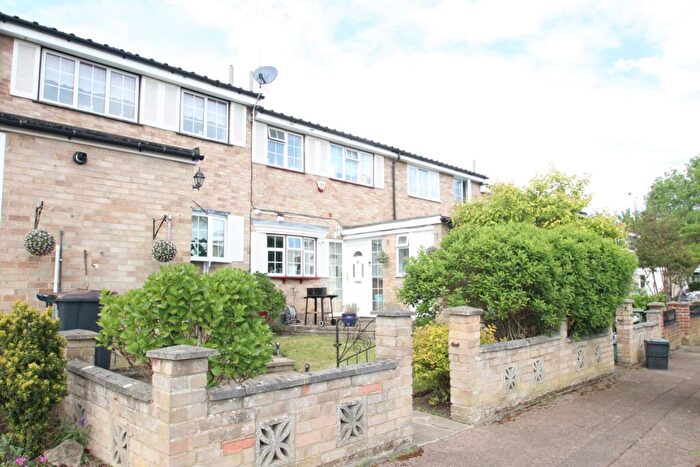 3 Bedroom Terraced House For Sale In Bicknor Road, Orpington, BR6