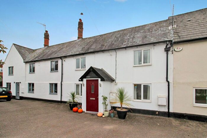 3 Bedroom Terraced House For Sale In Church Road, Westoning, Bedford, MK45
