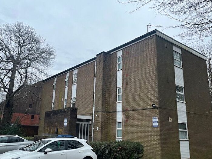 2 Bedroom Flat To Rent In Tremona Road, Southampton, SO16