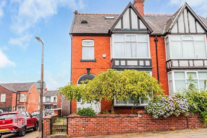 4 Bedroom Semi Detached House For Sale In Moorside Avenue, Bolton, BL1
