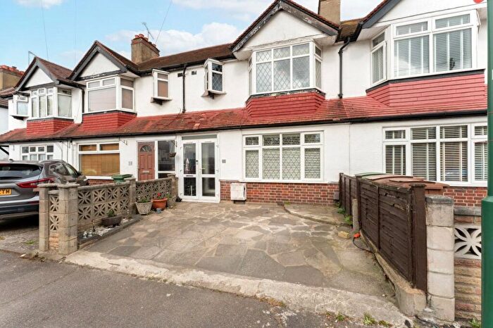 3 Bedroom Terraced House For Sale In Deans Road, Sutton, SM1