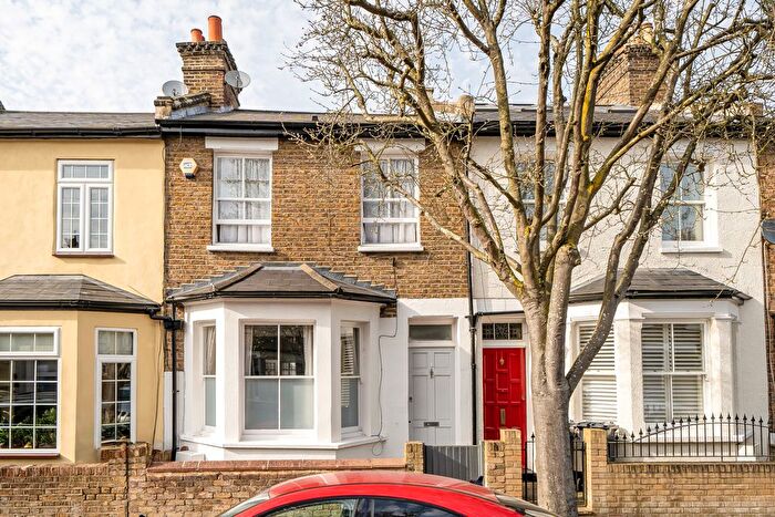 2 Bedroom Terraced House For Sale In Coningsby Road, London, W5