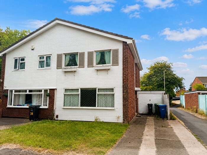 3 Bedroom Semi Detached House For Sale In Mousesweet Close, Netherton, Dudley, DY2