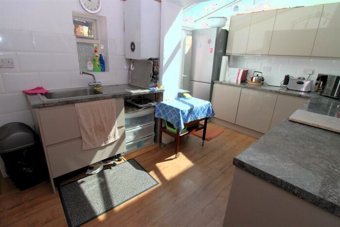 3 Bedroom Terraced House For Sale In River Road, Littlehampton, BN17