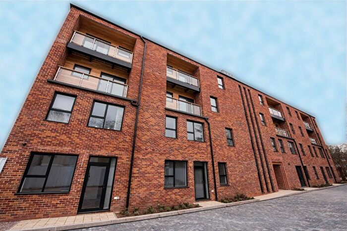 2 Bedroom Apartment To Rent In Vine Street, Liverpool, Merseyside, L7