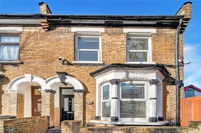 4 Bedroom Property To Rent In Malvern Road, Leytonstone, London, E11