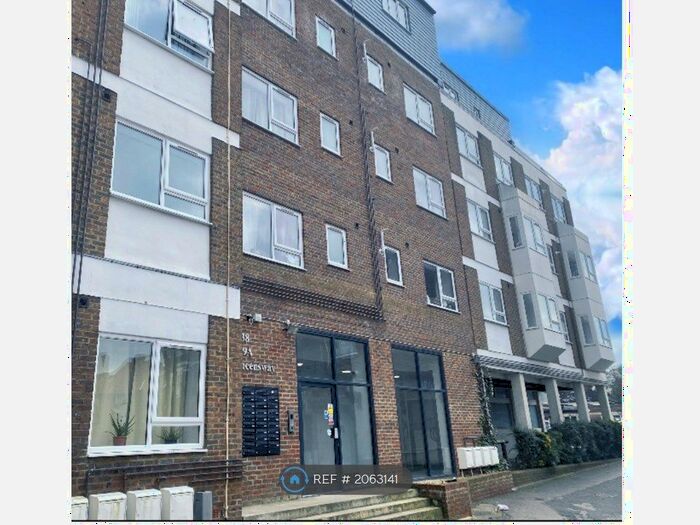 1 Bedroom Flat To Rent In Queensway, Bletchley, Milton Keynes, MK2