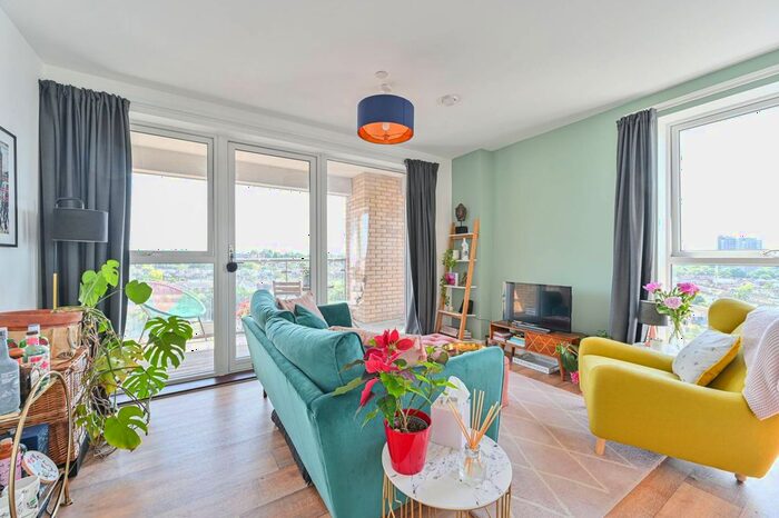 1 Bedroom Flat To Rent In Newson House, Brixton, London, SW9