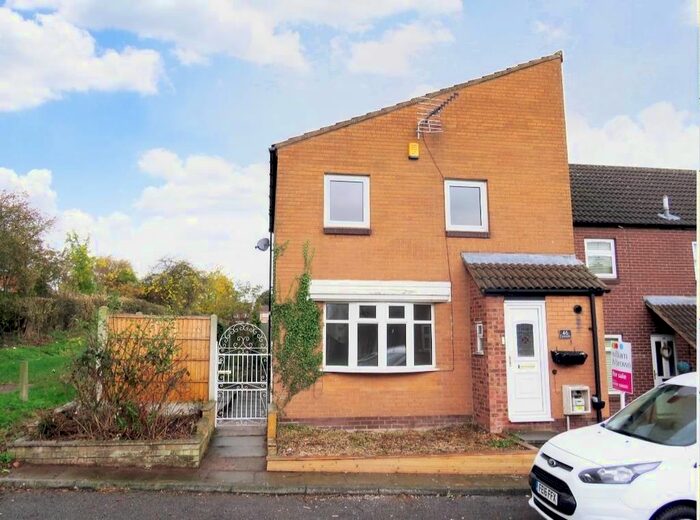 3 Bedroom Property To Rent In Carnoustie, Worksop, S81