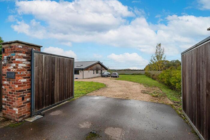 4 Bedroom Barn Conversion For Sale In Ardley Road, Bucknell, OX27