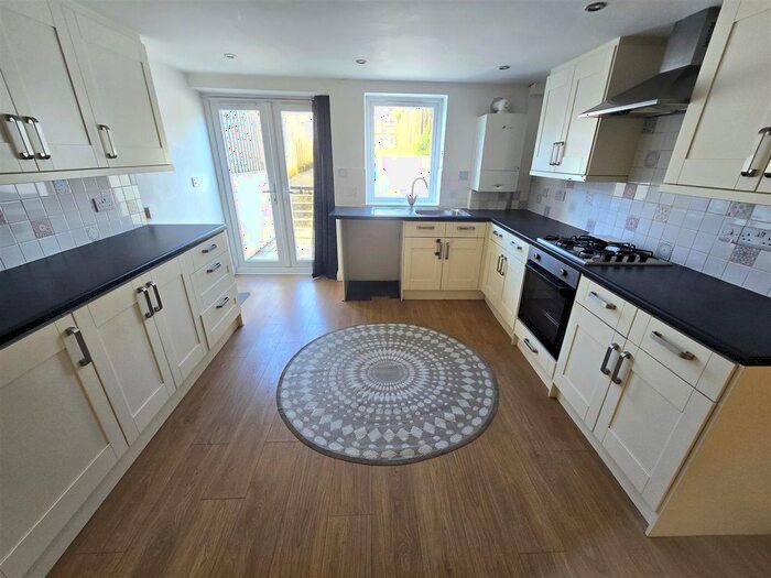 3 Bedroom Property To Rent In Centenary Street, Camborne, TR14