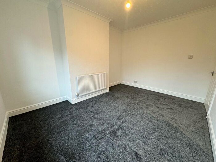 1 Bedroom Maisonette To Rent In Whitworth Crescent, Bitterne Park, SO18