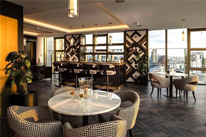 Apartment For Sale In The Stage, Hewett Street, London, EC2A