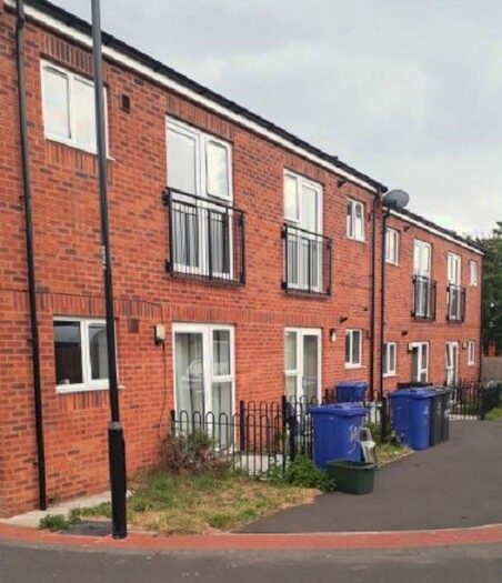 1 Bedroom Flat To Rent In Sickleworks Close, Doncaster, DN12