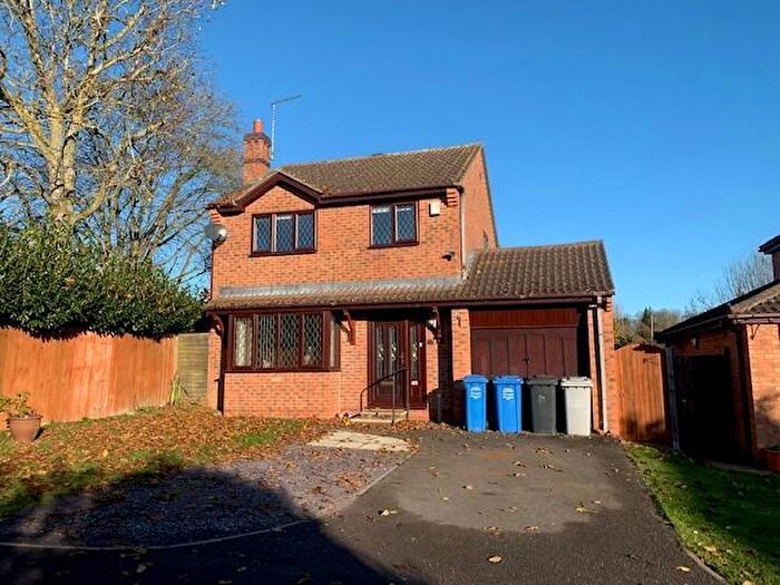 3 Bedroom Detached House To Rent In Chestnut Drive, Desborough, Northants, NN14
