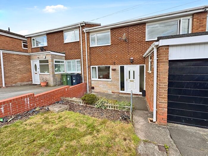 3 Bedroom Terraced House For Sale In Horsley Avenue, Crawcrook, NE40