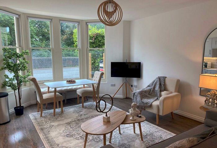 2 Bedroom Serviced Apartments To Rent In North Road, Cardiff, Caerdydd, CF10