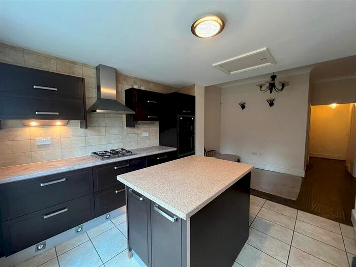1 Bedroom Flat To Rent In Kildowan Road, Goodmayes, IG3