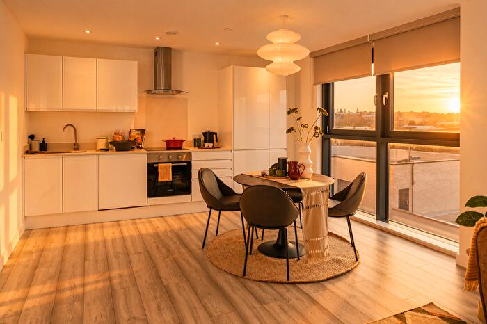 2 Bedroom Apartment To Rent In The Radiant, Kirkstall Road, Leeds, West Yorkshire, LS3