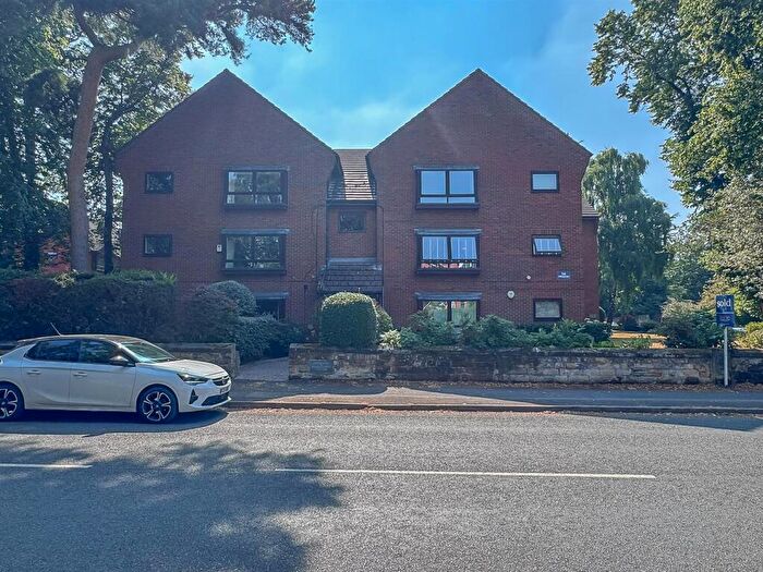 2 Bedroom Flat For Sale In Bidston Road, Oxton, Prenton, CH43