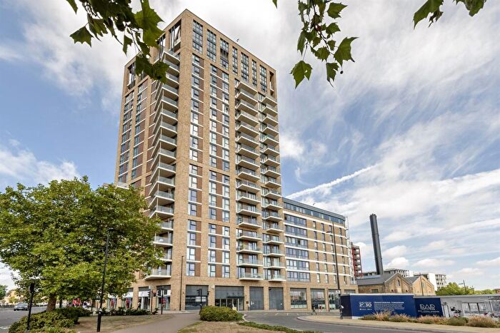 1 Bedroom Apartment To Rent In Duncombe House, SE18