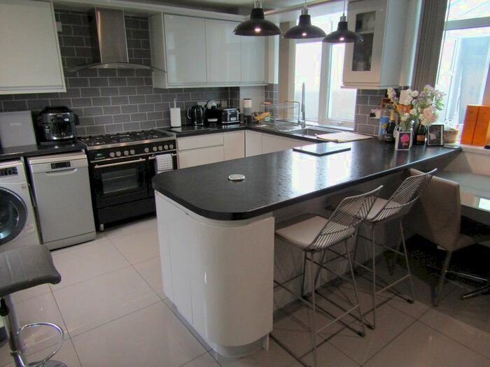 3 Bedroom Terraced House To Rent In Burrelton Way, Great Barr, Birmingham, B43